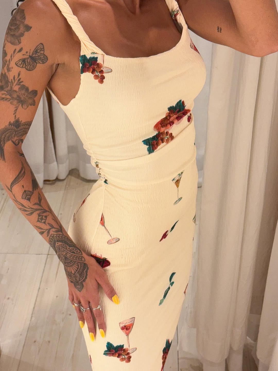 346191 | Vestido Alça Torcida Estampado Coquetel Tropical